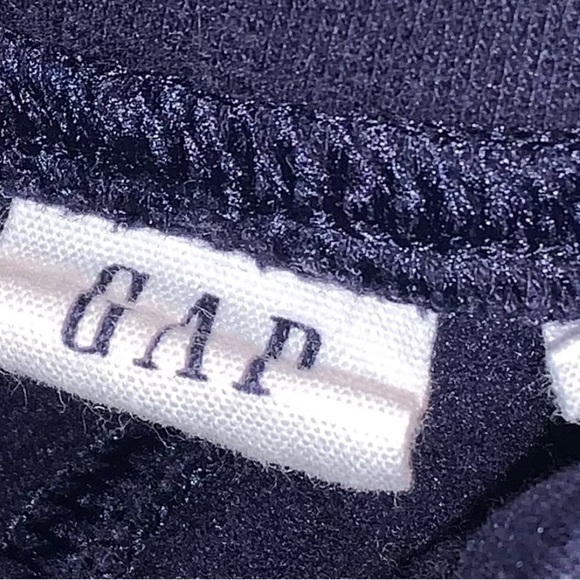 GAP outfit ribbed, tank top, GAP shorts navy blue, and striped T-shirt Small - Picture 6 of 9